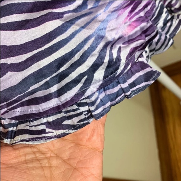 VIctoria’s Secret Silk Shorts - Picture 3 of 4